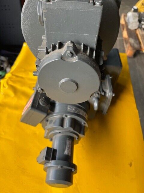 Siemens DC-Motor 1GG5100-0EE44-6VV1-Z