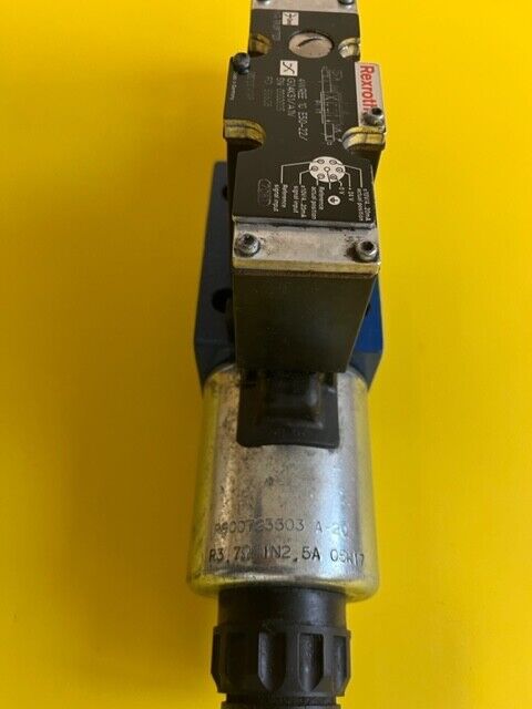 Rexroth Proportional-Wegeventil 4WREE 10 E50-22/G24K31/A1V R900927231