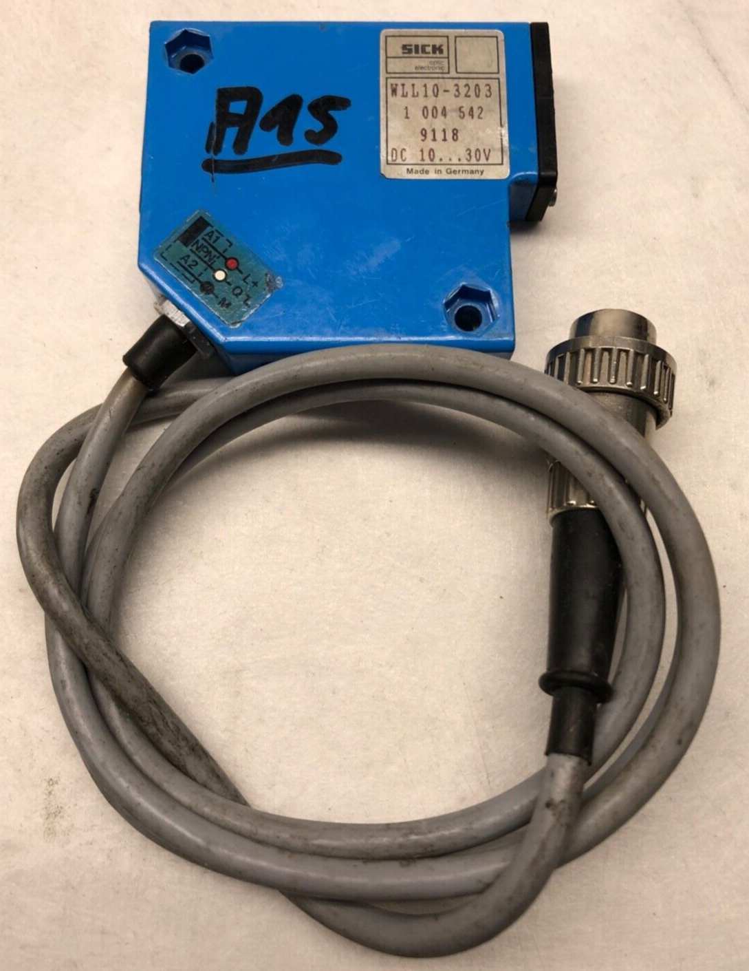 SICK WLL10-3203 Fotoelektrischer Sensor 1004542
