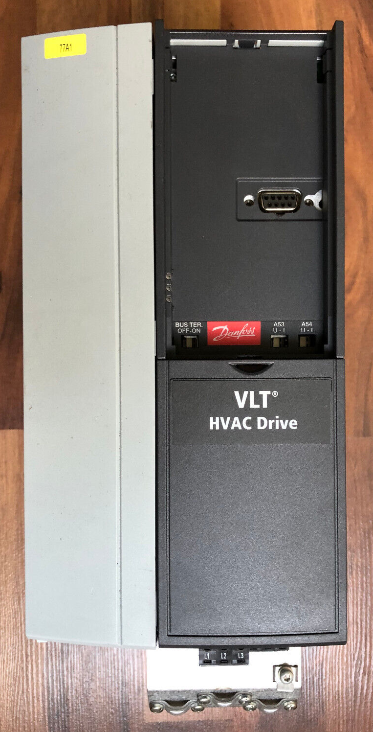 Danfoss FC102  131B4220 5.5kW(400V) mit Bedienpanel
