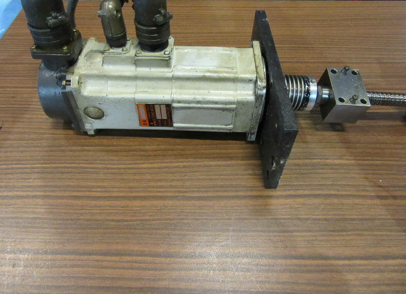 Mitsubishi AC Servo Motor HA 33NCB - S