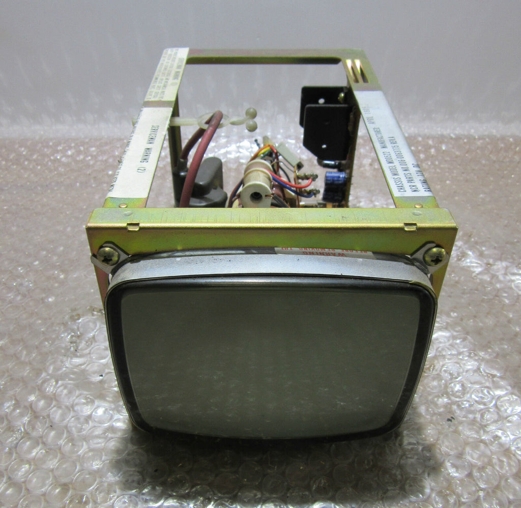 HITACHI LTD. YOKOHAMA WORKS Y5D 023979 Monitor
