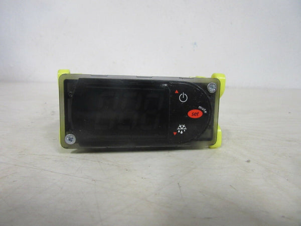 CAREL PYIL1U0525 Elektronikregler PZILC0H001K