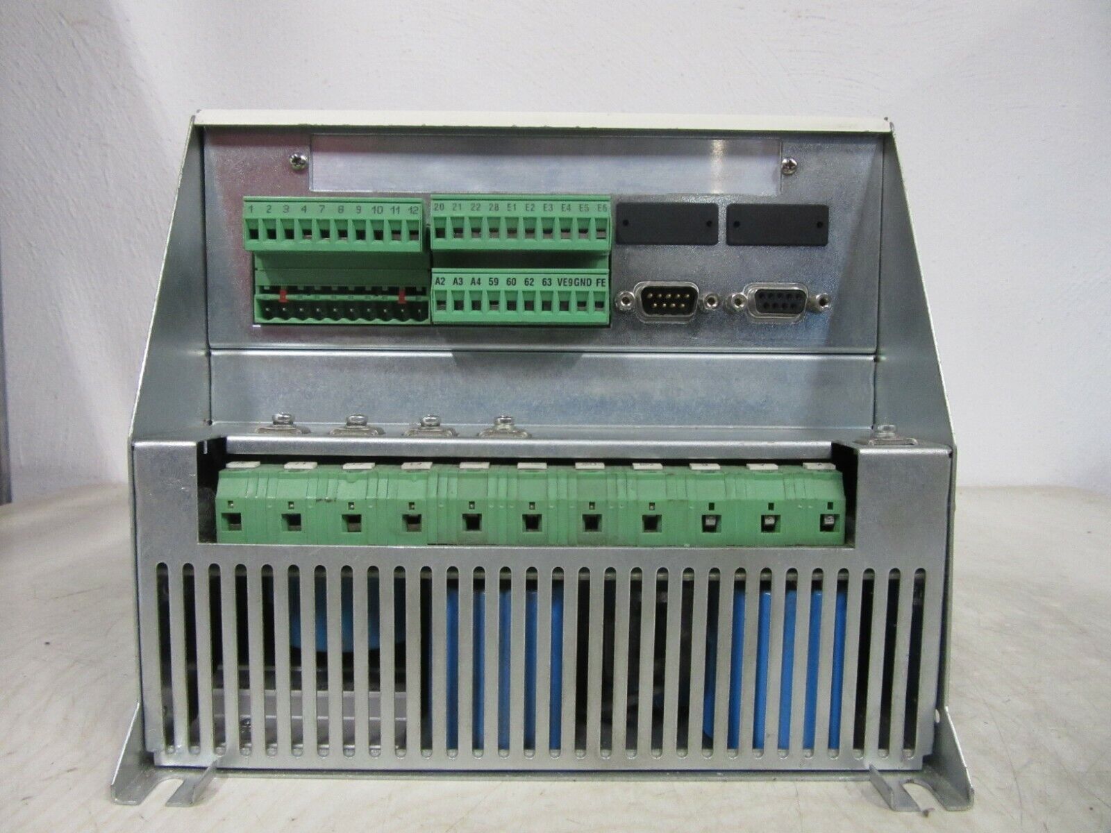 Lenze 8600 33.8604-E. 338604E