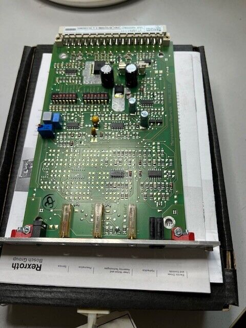 Rexroth VT 3015-11 MNR R900744103  NEW