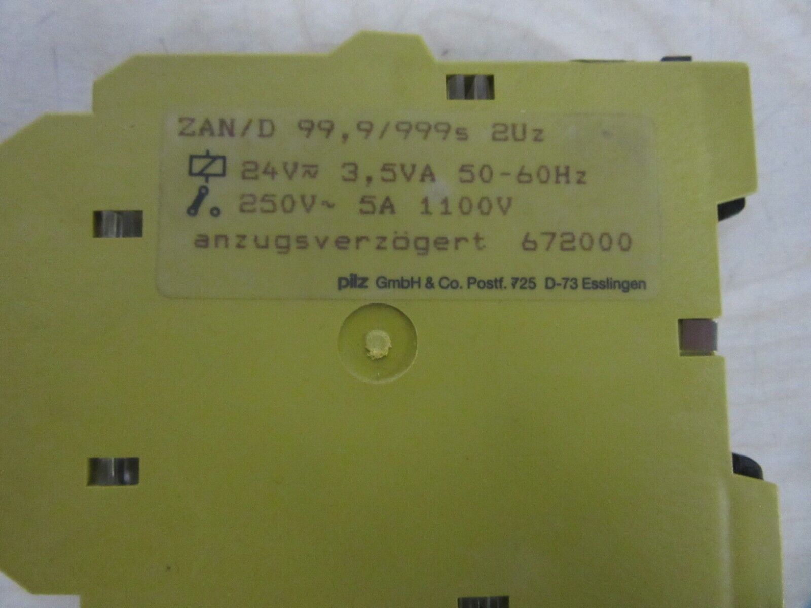 Pilz ZAN/D 99,9/999s 2Uz Zeitrelais