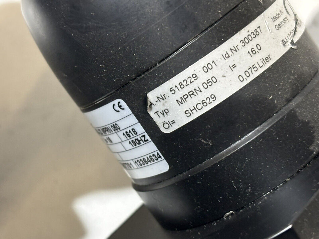 Lenze MDSKSRS056-23 Servomotor ID: 15001480 + Vogel MPRN050 Getriebe ID: 300387