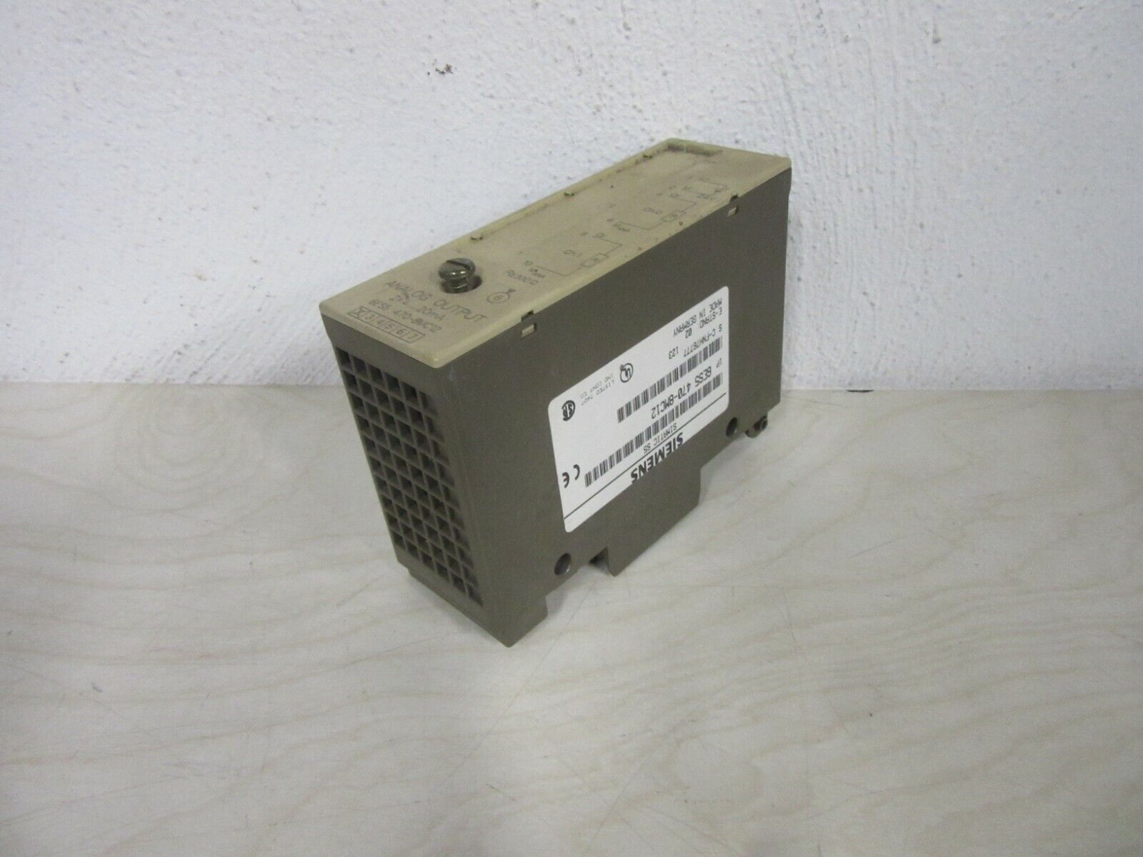 Siemens Simatic S5 Analog Output 6ES5 470-8MC12 E-Stand: 02