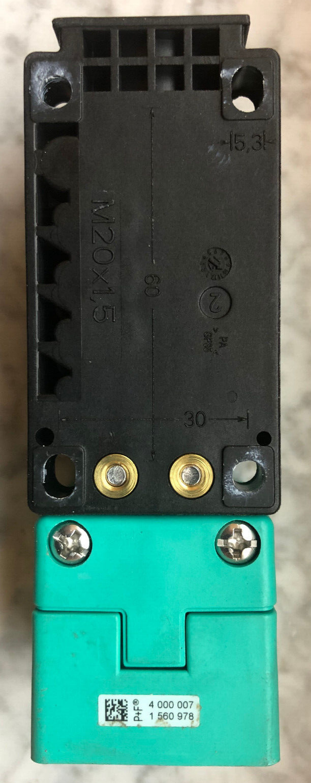 Pepperl+Fuchs NJ15+U1+N induktiver Näherungsschalter 106672