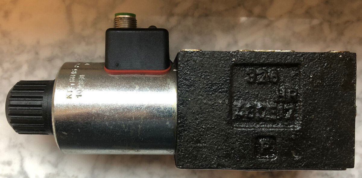 Parker Wegeventil D1VW20BVJDLJ575 24V 10W
