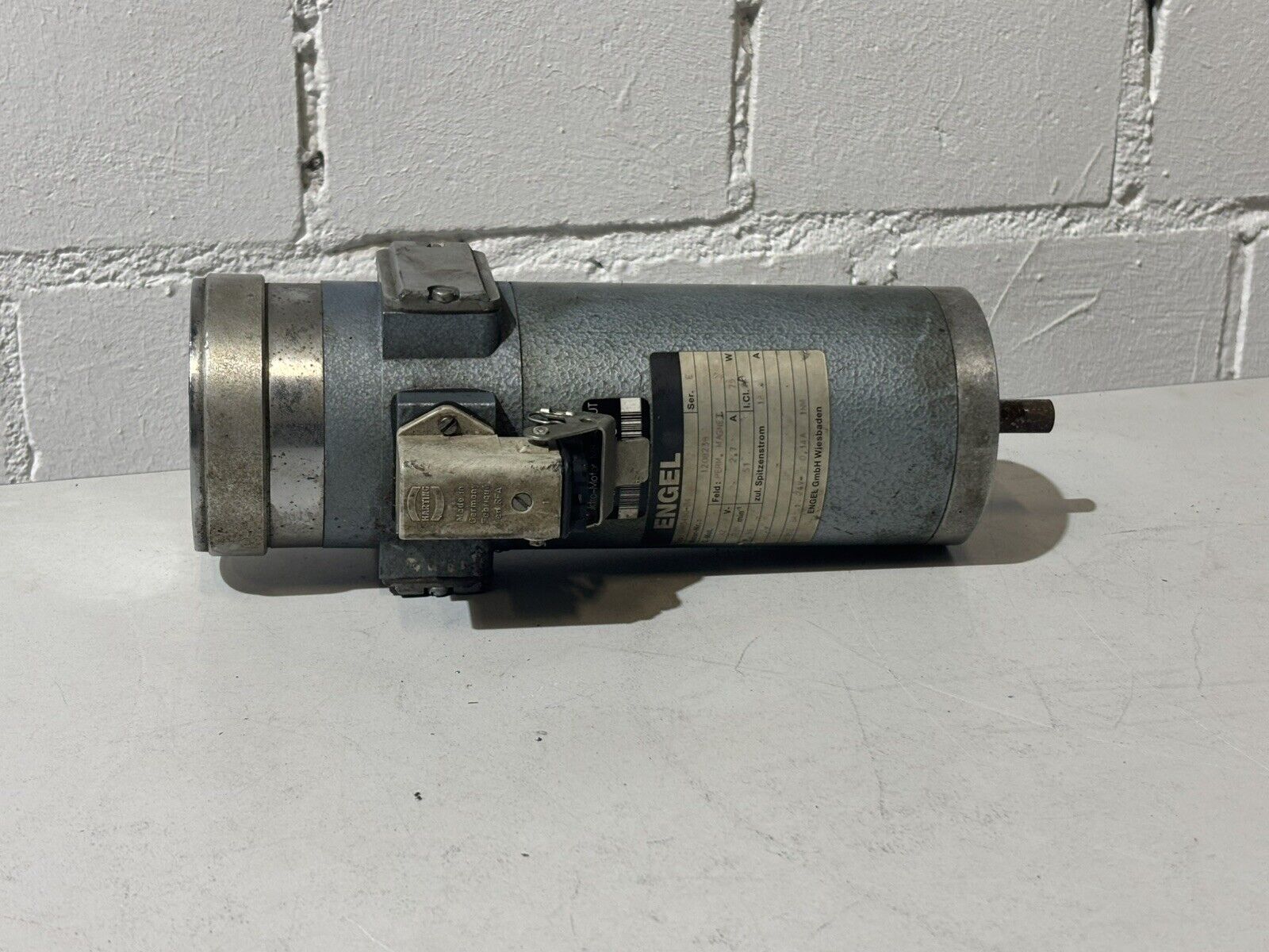 Engel GNM5480-B4 Permanent Magnetmotor 42Volt DC Drehzahl 720/min + Bremse