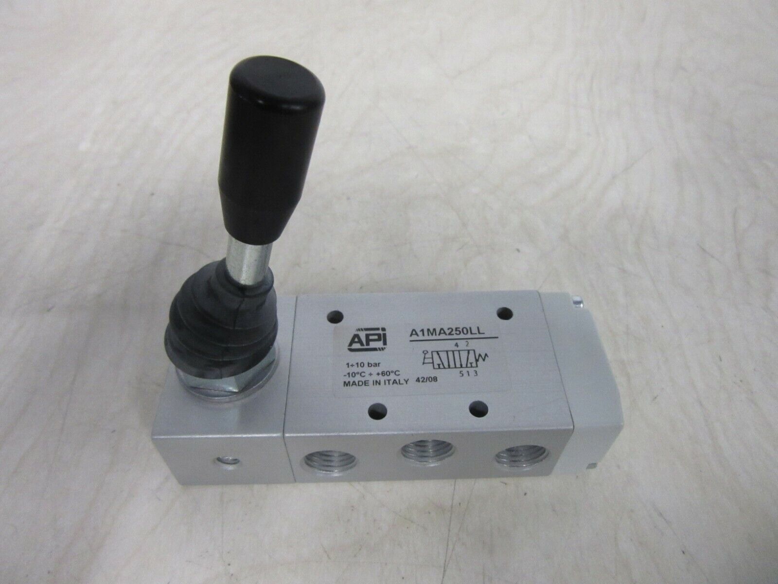 API A.P.I. A1MA250LL switch