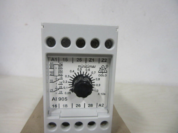Dold & Söhne KG AI 905.81 Zeitrelais 0001824