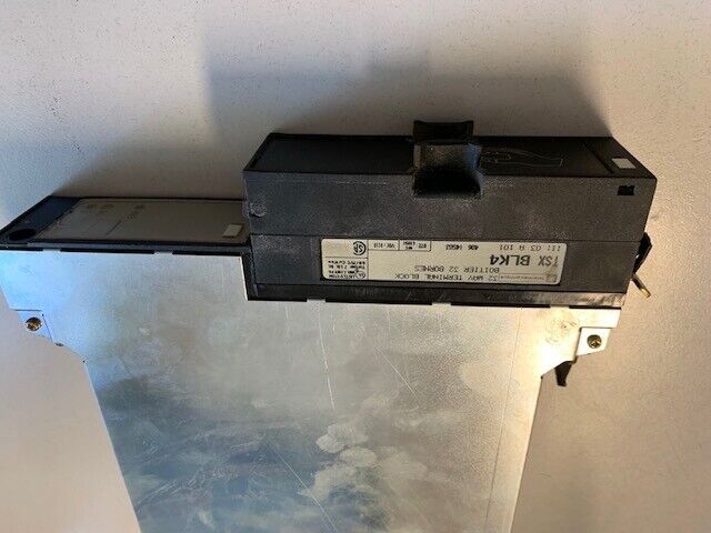 TELEMECANIQUE  TSXPCM 37