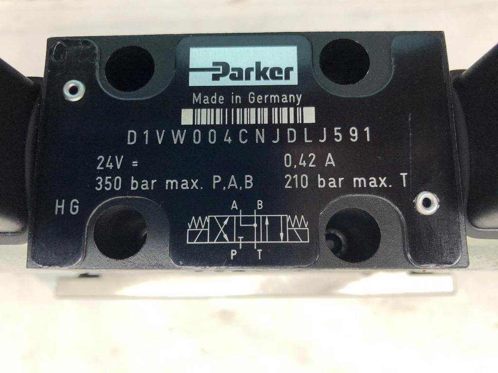 Parker Unit mit D1VW004CNJDLJ591, FM2DDDKN55 X960, SensoControl SCPSD-400-04-27
