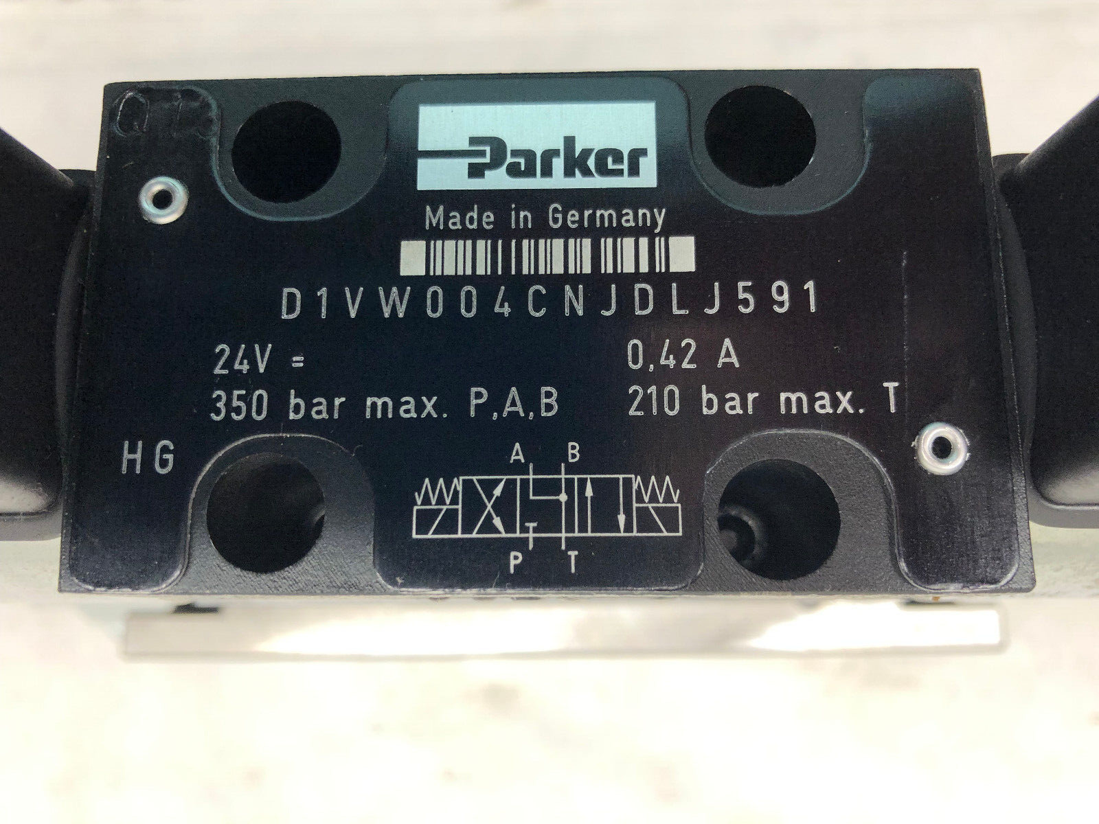 Parker Unit mit D1VW004CNJDLJ591, FM2DDDKN55 X960, SensoControl SCPSD-400-04-27