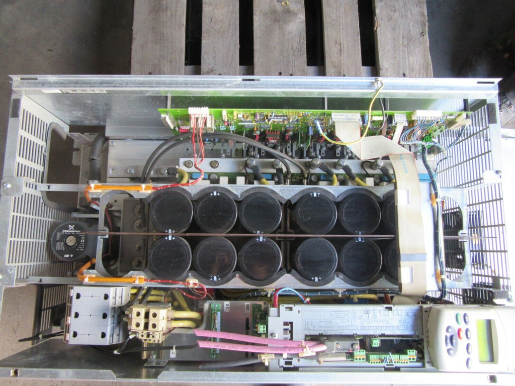 Rexroth Indramat Refu Drive RD52.1-7N-132-F-V1-FW CFG-RD500-L1-P2/S113