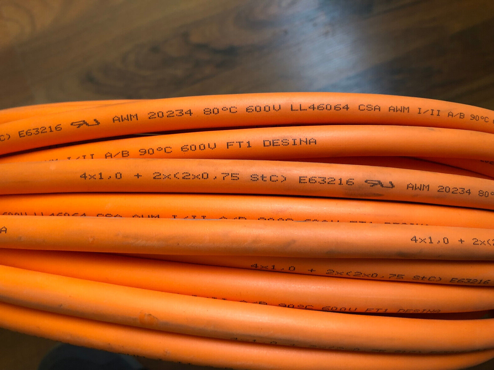 Kabel Servomotor  Länge: 36 m, techn. Daten siehe Fotos: AWM Style 20234