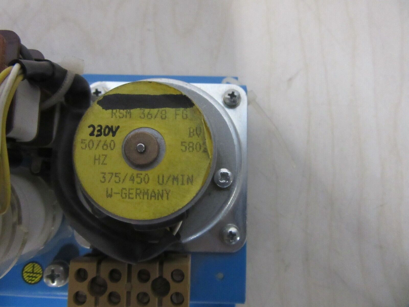 Reo Transformator RMOKE P370 mit Kond.-Motor 230V, 50Hz