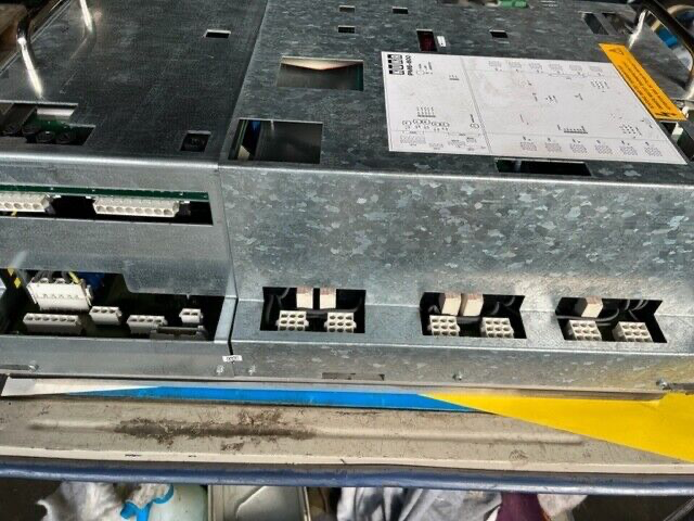 Kuka PM6-600 PM6 600 PM6600 00100323 Power Module