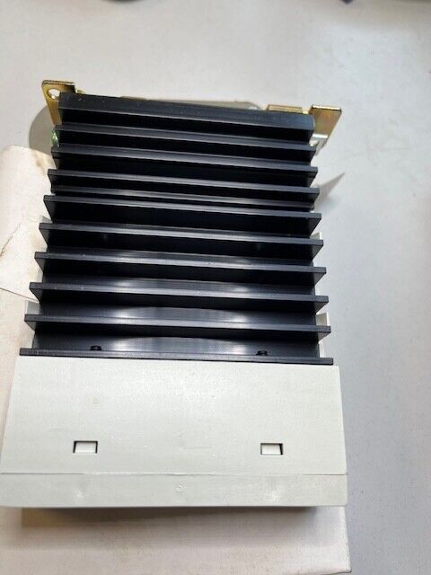 Crouzet GNR30DCZ  30A 48-600VAC