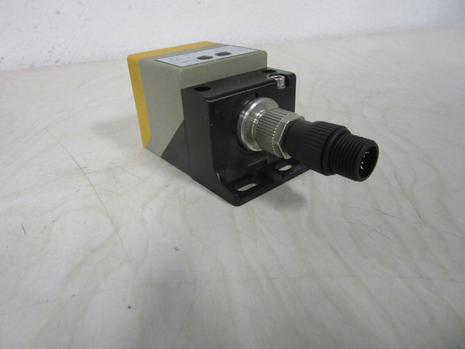 IFM GM701S GIMC-4030-US safety sensor OSSD Sensor
