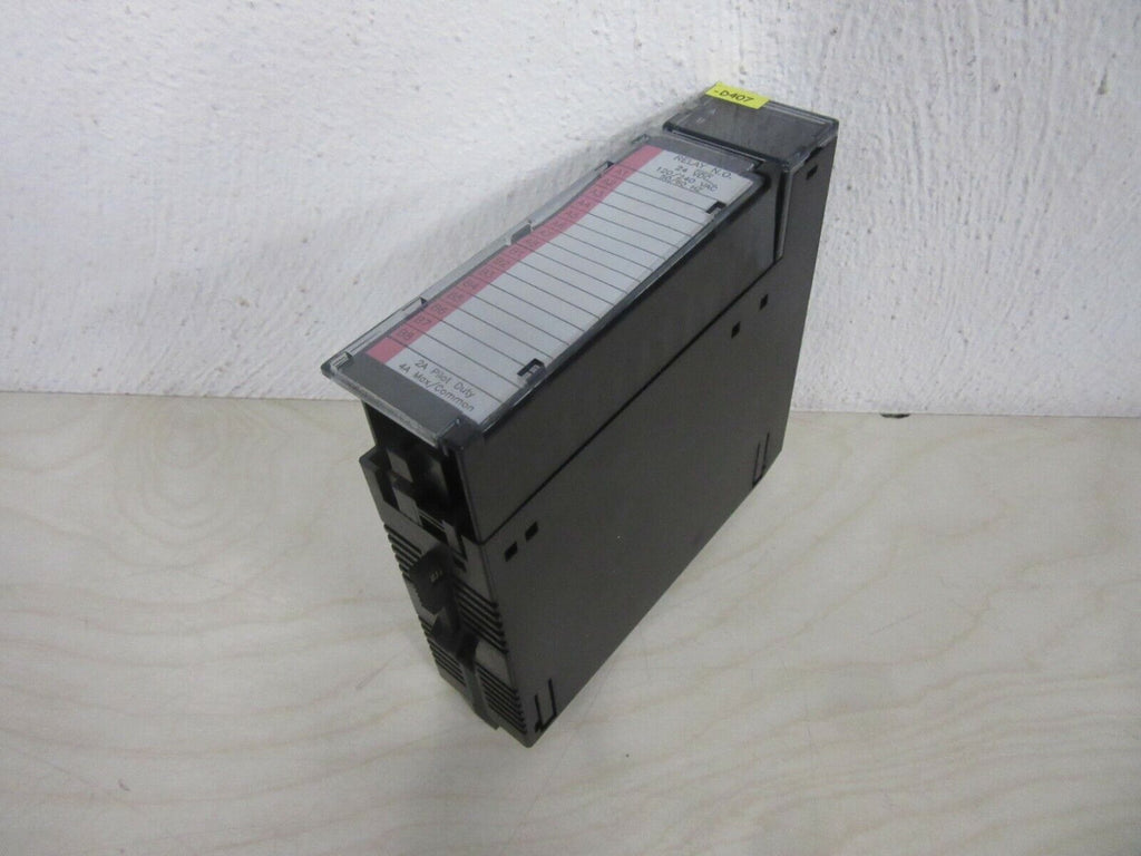 GE FANUC IC693MDL940H Output Relay 