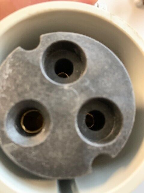 Bals CEENorm 32-8h/ 250V- 2P+PE Typ 31760 Stecker+Kupplung