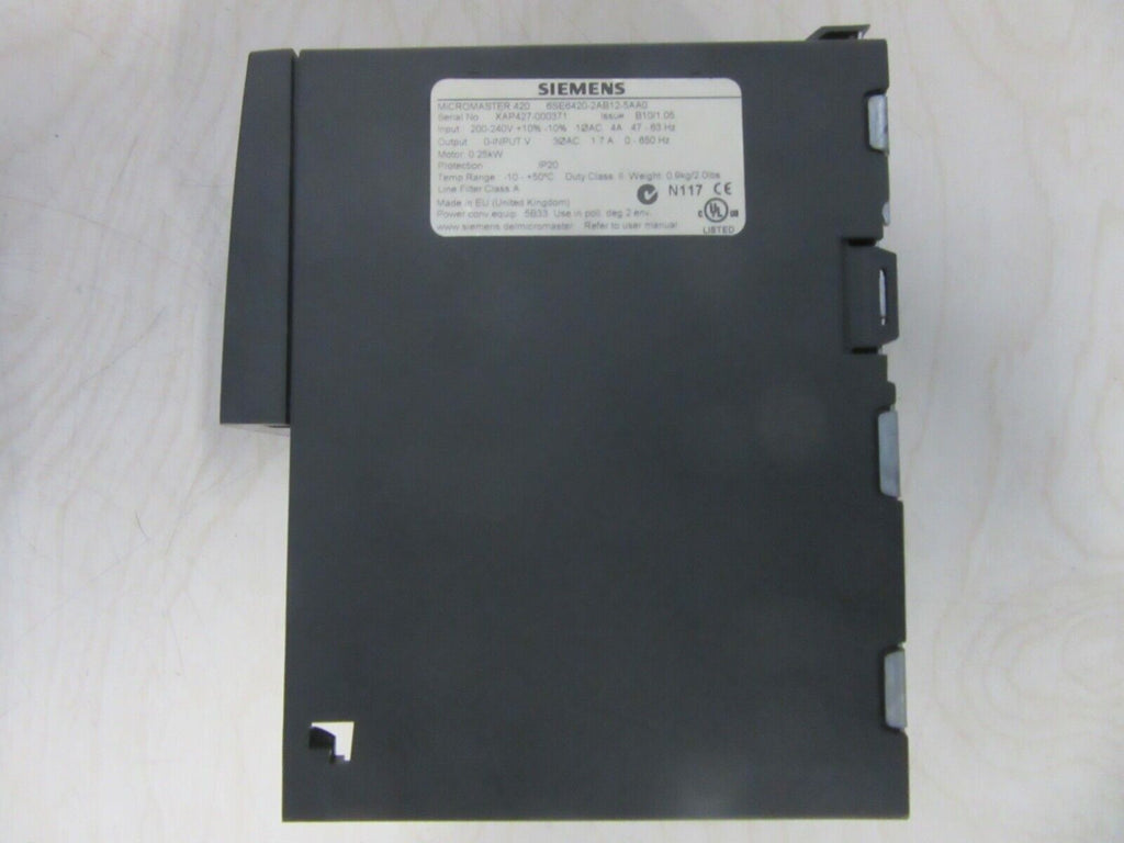 Siemens MICROMASTER 420 / 6SE6420-2AB12-5AA0 E-Stand B10\1.05