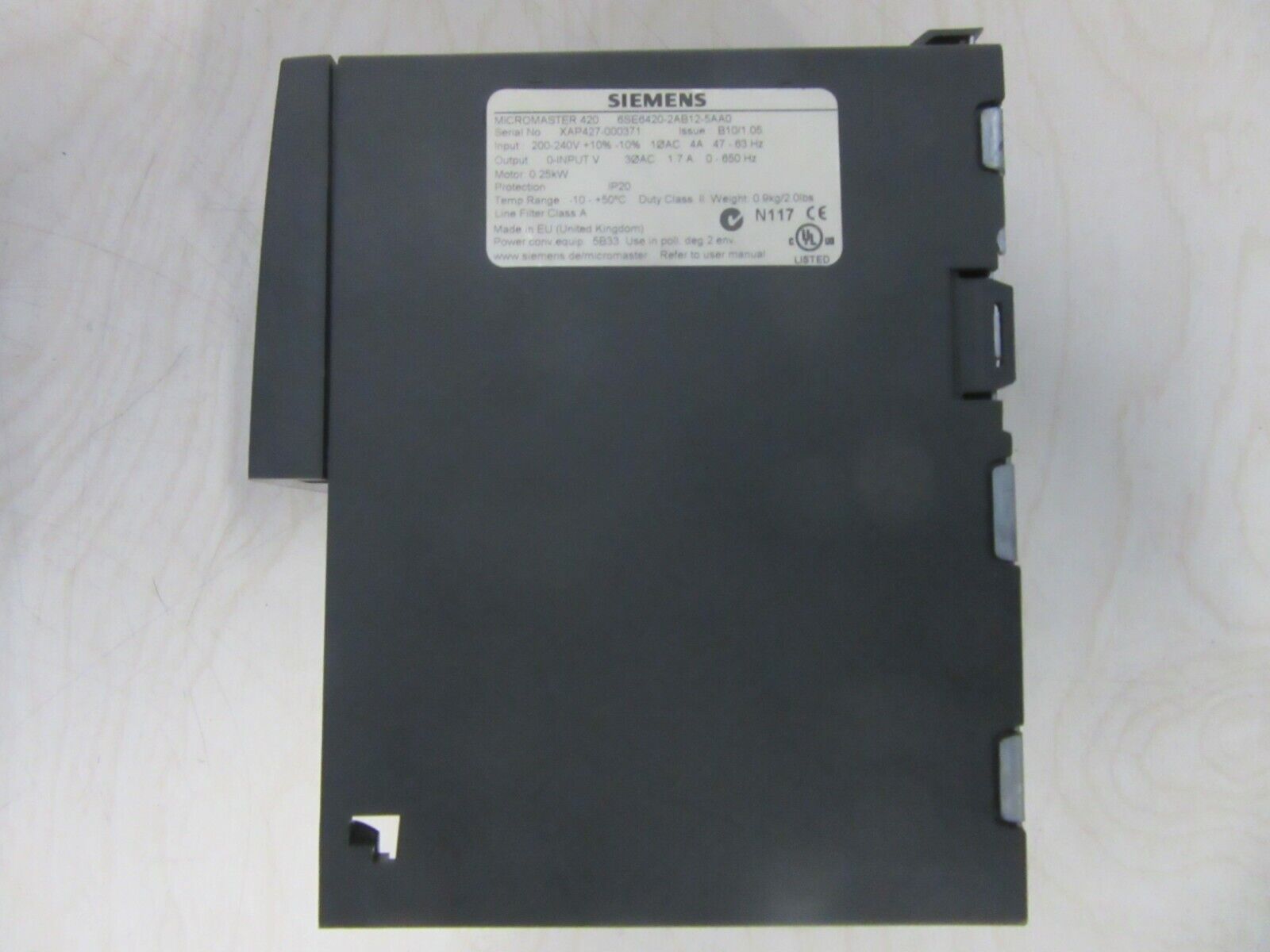 Siemens MICROMASTER 420 / 6SE6420-2AB12-5AA0 E-Stand B10\1.05