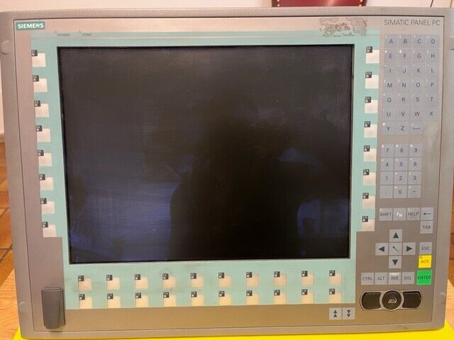 SIEMENS SIMATIC Panel PC 677B(AC) 15" Key 6AV7873-0BE50-1AC0