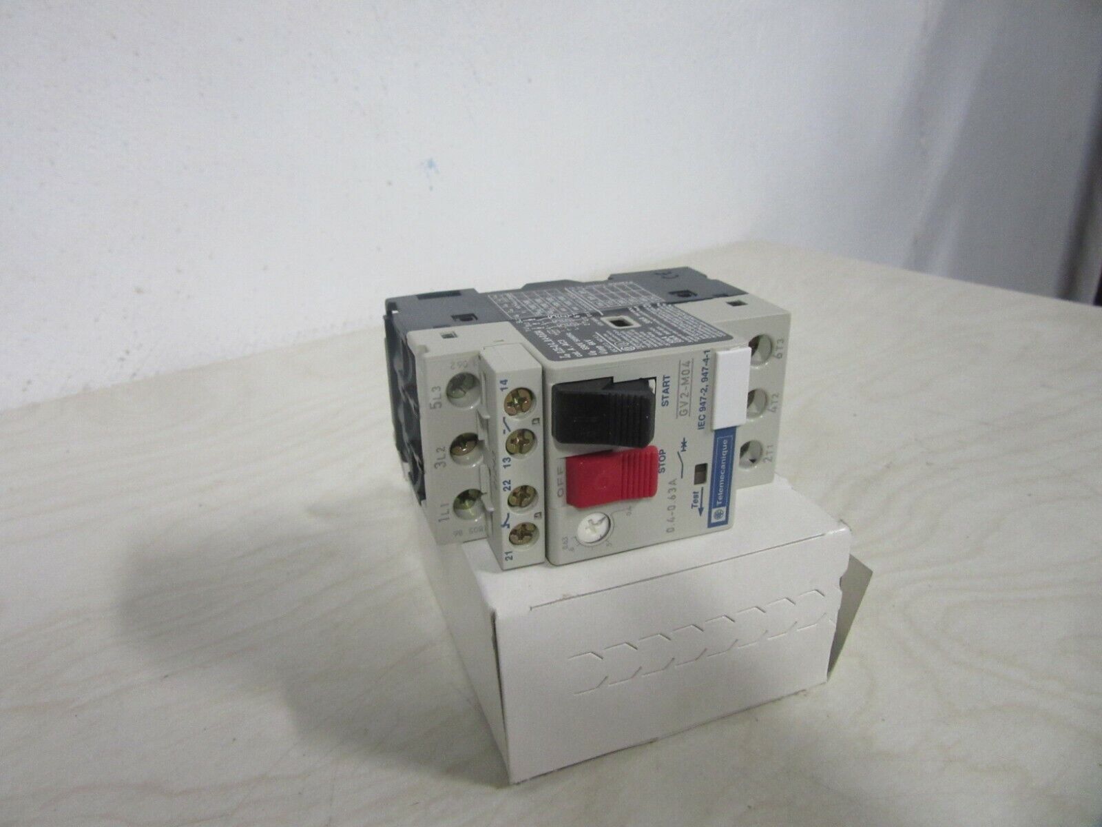 Telemecanique GV2-M04 AE11 Motorschutzschalter