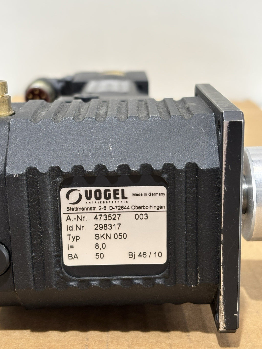 LENZE MCS 06I41-RS0P1-A11N-ST5S00N-R0SU 15064992 Vogel SKN 050 298317