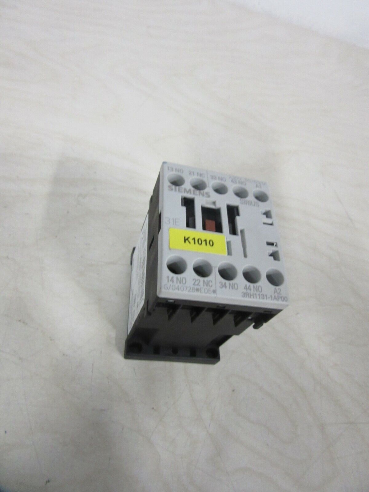 Siemens Sirius 31E 3RH1131-1AP00 230V 50/60Hz Hilfsschütz