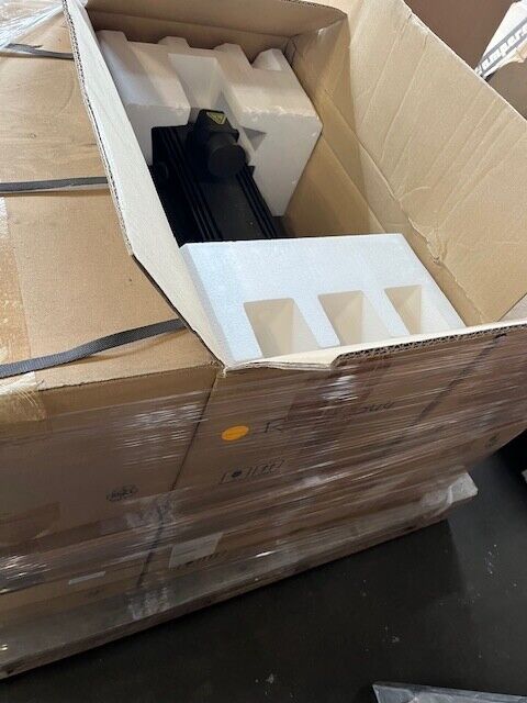 Rexroth MHD112D-027-NG0-AN Nr. R911283045 servomotor