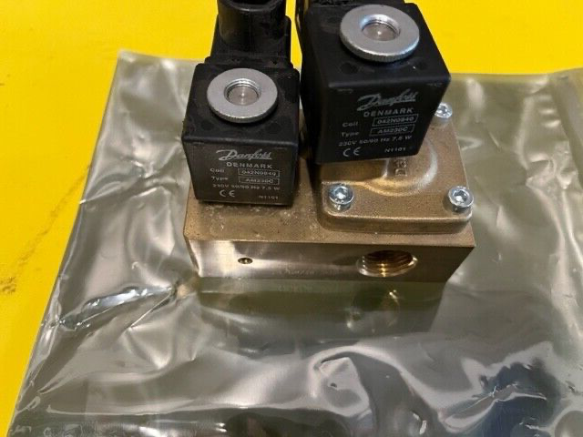 DANFOSS MAGNET VENTIL EV920A  042G8238 COIL 230V