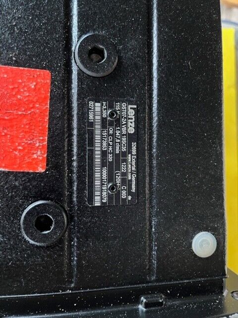 Lenze TYP MCA 19S35-SRMP1-Z0G0-ST5F10N-R0SU GEBER FEEDBACK AM1024-8V-H BRAKE 24V