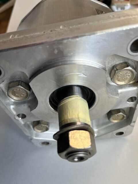 Orsta hydraulik 32/20.0-210 239 85