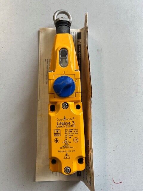 ALLEN Bradley Safety switch 440E-D13120 SER B LRS-3