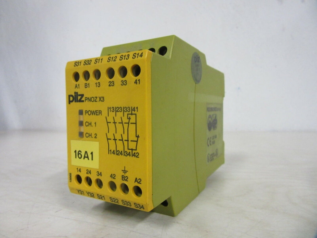 Pilz Pnoz X3 230VAC/ 24VACDC 3n/o 1n/c 1so