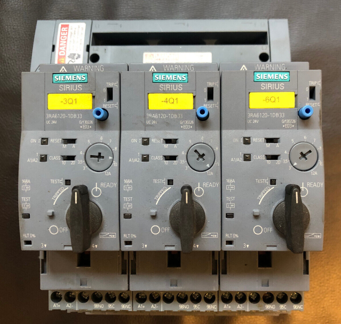 Siemens 3RA6120-1DB33 mit Siemens 3RA6823-0AB und Siemens 3RA6830-5AC