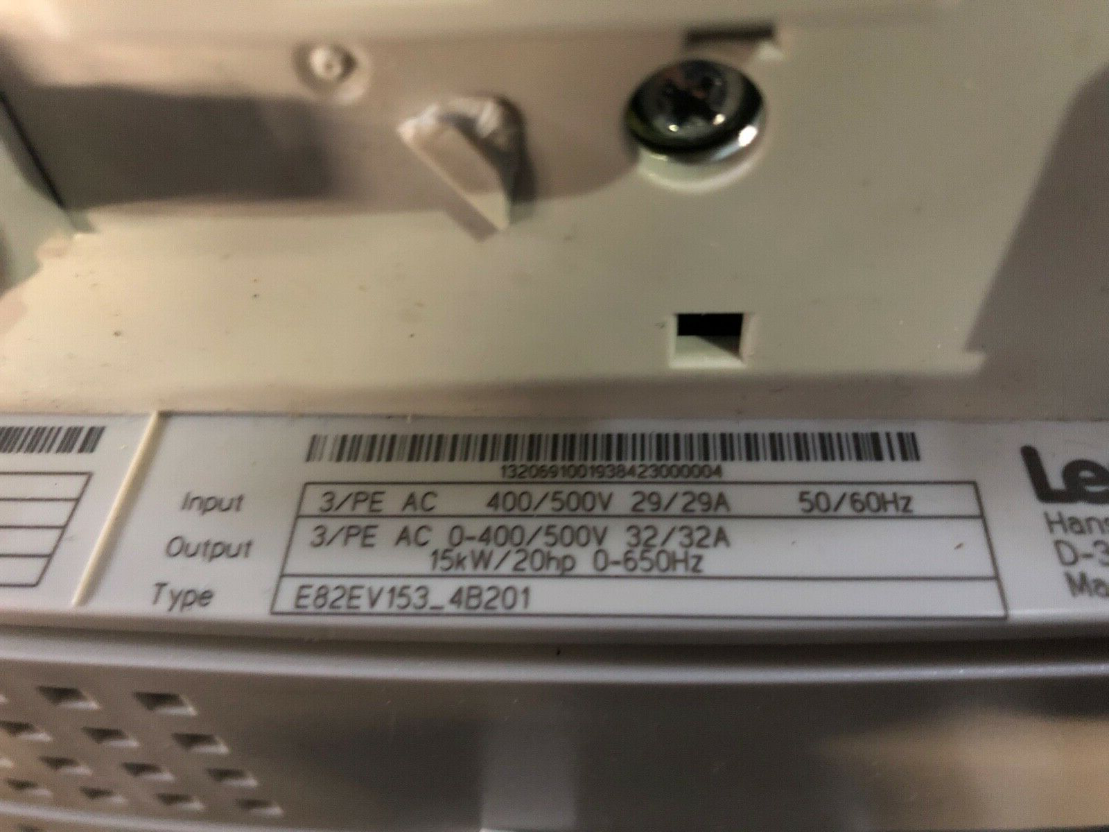 Lenze 8200vector  ID.13206910 E82EV153_4B201 15 KW und  Netzfilter E82ZN22334