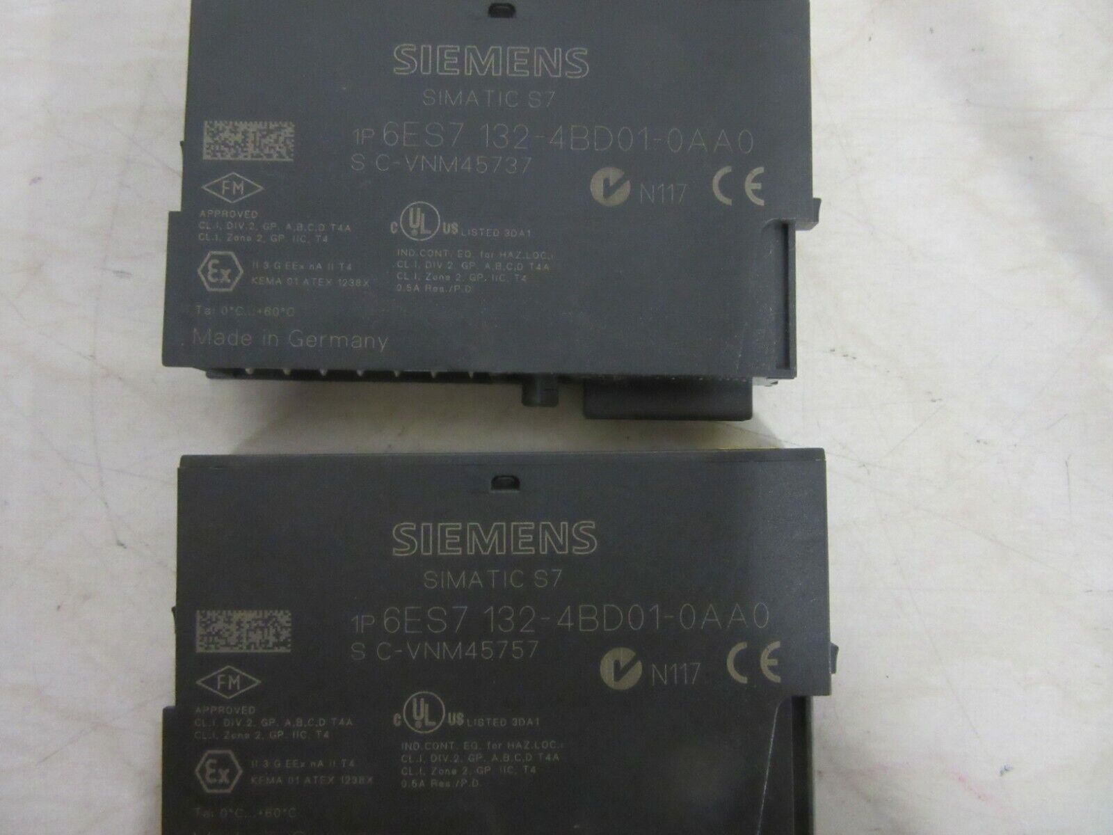 Siemens Simatic S7 6ES7: 2x 131-4BD01-0AA0 1x 138-4CA01-0AA0 2x 132-4BD01-0AA0 