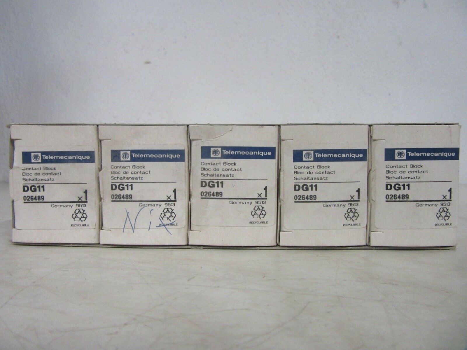 Telemecanique DG11 Schaltansatz 026489 Contact Block -5pieces-