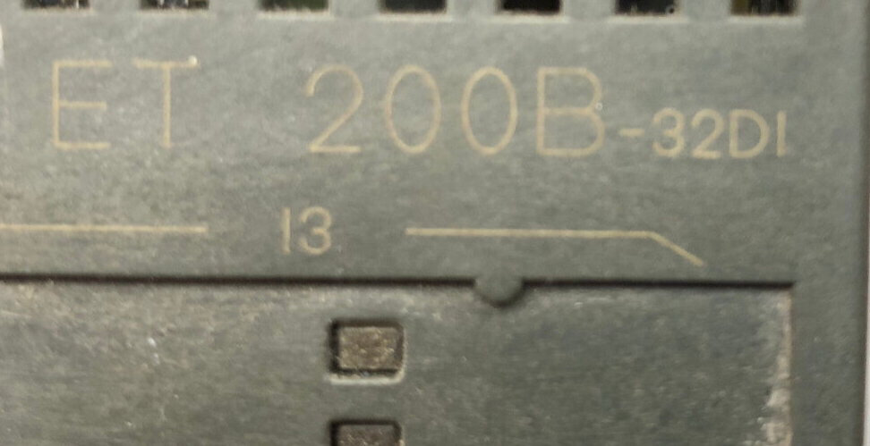 Siemens ET200B-32DI 131-0BL00-0XB0 mit TB2-4DC 193-0CB20-0XA0