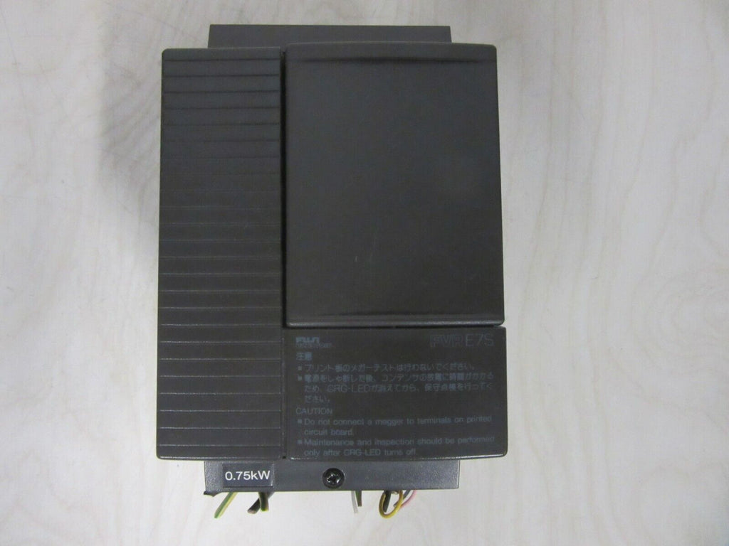 Fuji Electric FVR008E7S-2S  0,75kW Frequenzumrichter