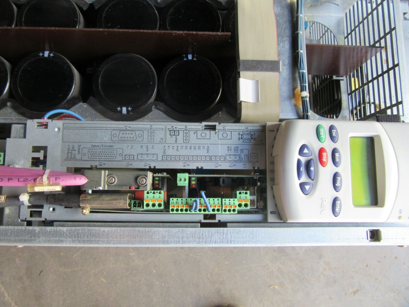 Rexroth Indramat Refu Drive RD52.1-7N-132-F-V1-FW CFG-RD500-L1-P2/S113