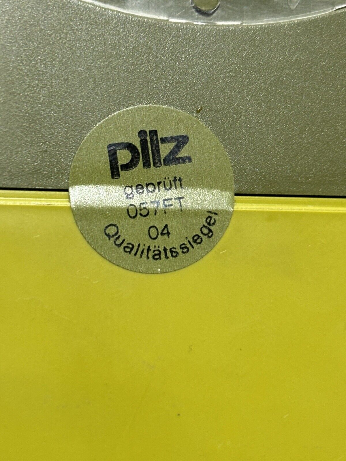 Pilz Sicherheitsrelais P2HZ5  IDNr. 474390