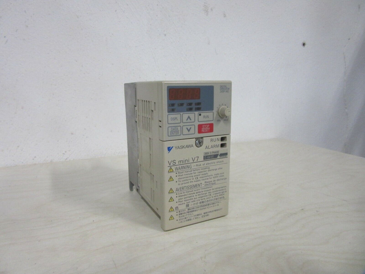 YASKAWA CIMR-V7AA20P4 SPEC:20P40