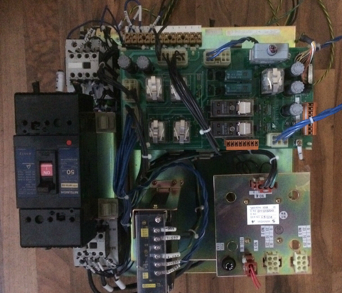 Yaskawa Electric CPT010230 Servo Drive